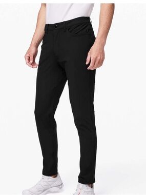 Lululemon Men’s Slim Fit ABC Pants Black Size 31.